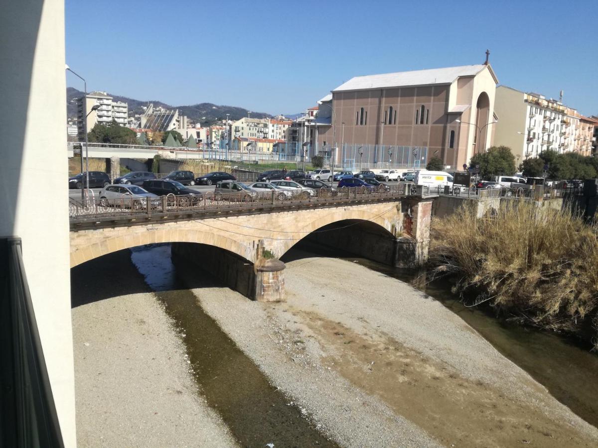 Meraviglia Savona Bagian luar foto
